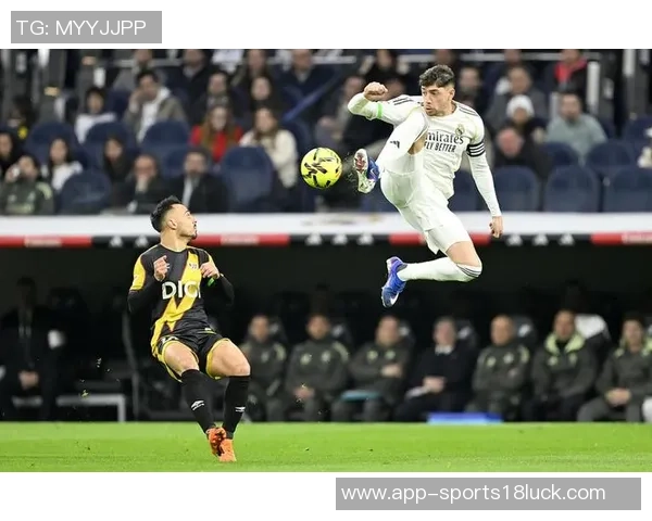 阿森西奥顶替赫伊森出任中卫巴尔韦德继续担任右后卫角色